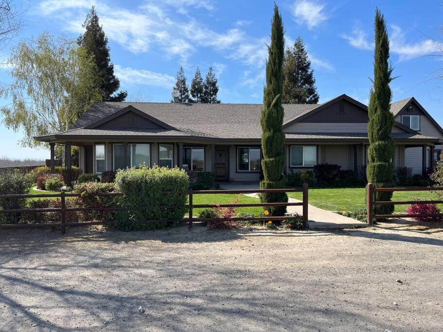 Adorable 1 Bedroom With Pool, And Horse Arena Oakdale Exterior photo