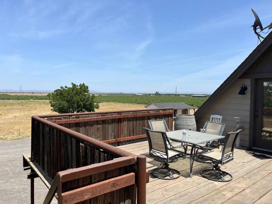 Adorable 1 Bedroom With Pool, And Horse Arena Oakdale Exterior photo